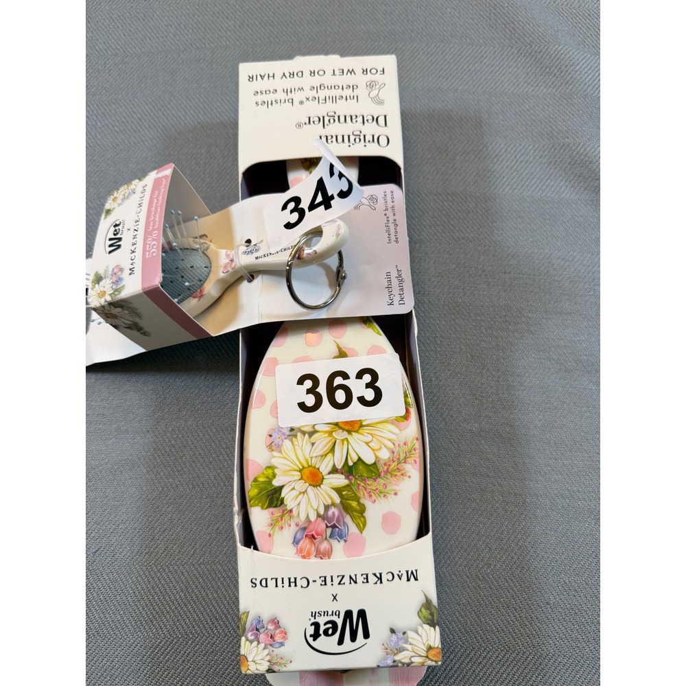 Wet Brush x MacKenzie-Childs Original Detangler & Keychain Set Butterfly Hill